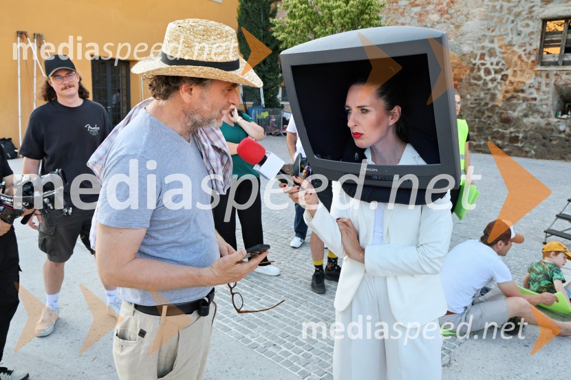  ... ;  Alenka Marinič, igralka in klovnesaFestival Lent 2025, Josipa Lisac