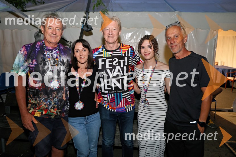  Vladimir  Rukavina Gogo, direktor Narodnega doma Maribor ter direktor Festivala Lent ;  ... ;  ... ;  ... ;  Matjaž MelliwaFestival Lent 2025, Josipa Lisac