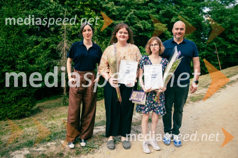  Pia Prezelj, pisateljica, prevajalka in novinarka;  Alja Pušič, glasbenica;  Petruša Golja, literarna kritičarka; Prof. Dr. Andrej Predin, pisatelj in novinar35. kresnika prejela Ana Schnabl