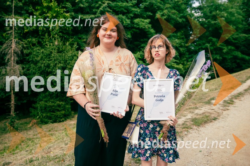  Alja Pušič, glasbenica;  Petruša Golja, literarna kritičarka35. kresnika prejela Ana Schnabl