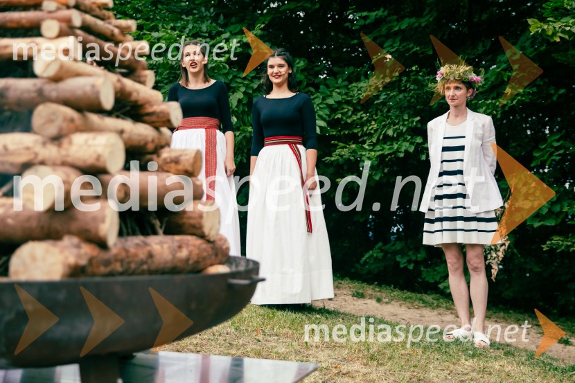  Ana  Schnabl, pisateljica35. kresnika prejela Ana Schnabl