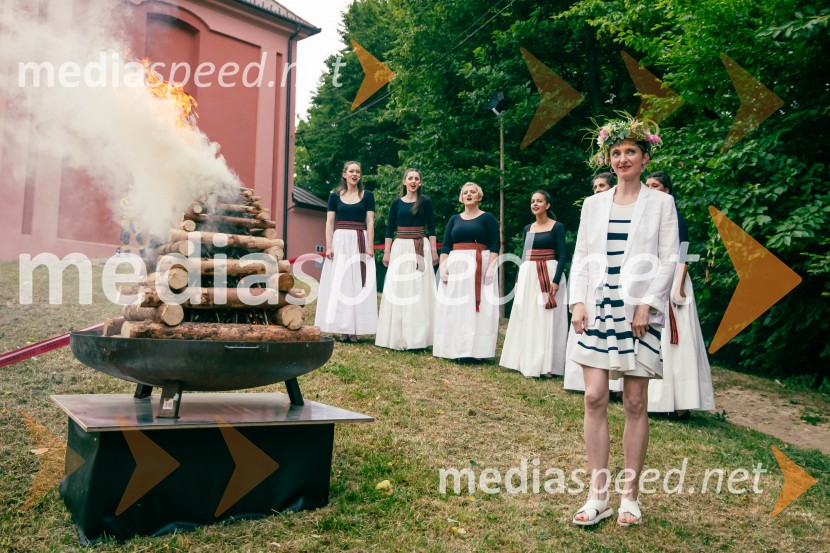  Ana  Schnabl, pisateljica35. kresnika prejela Ana Schnabl