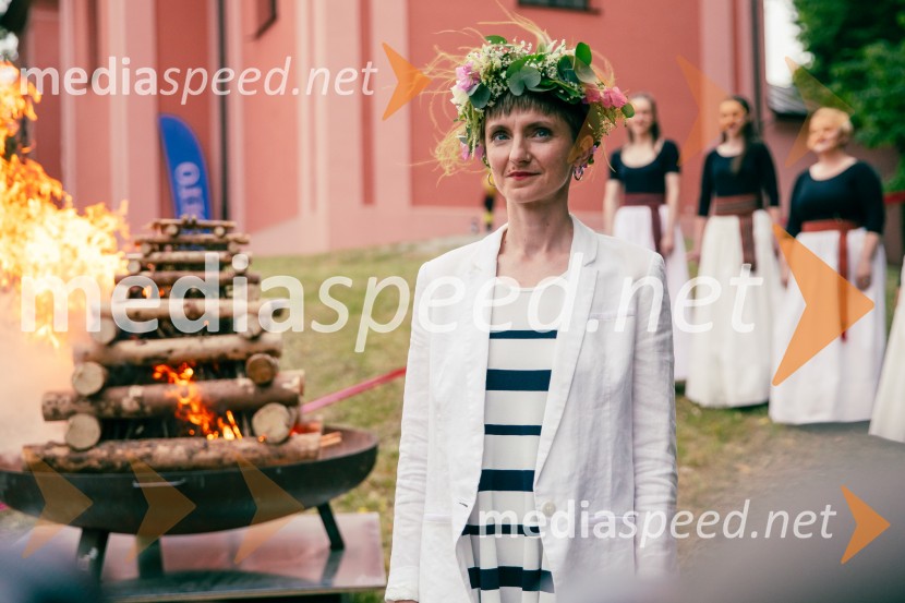  Ana  Schnabl, pisateljica35. kresnika prejela Ana Schnabl