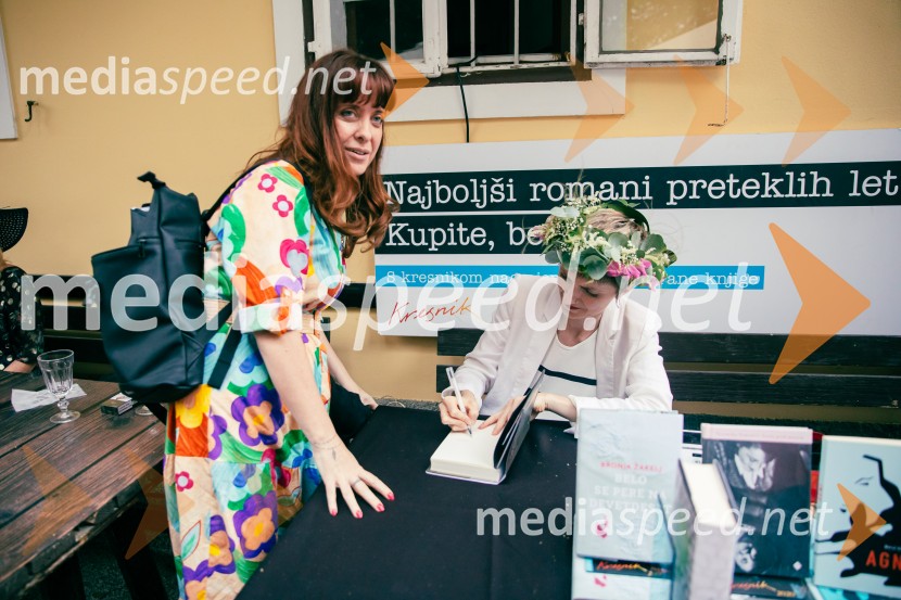  ... ;  Ana  Schnabl, pisateljica35. kresnika prejela Ana Schnabl