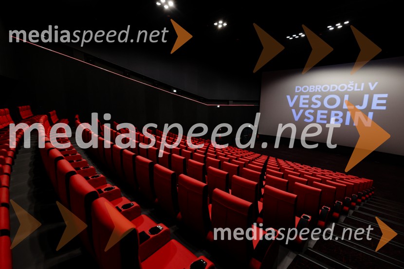 ODISEJA odpira svoja vrata