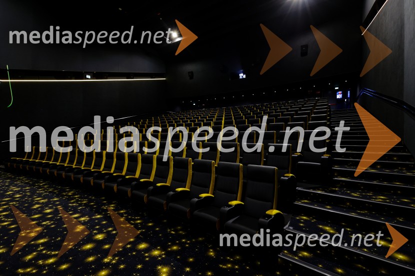 ODISEJA odpira svoja vrata