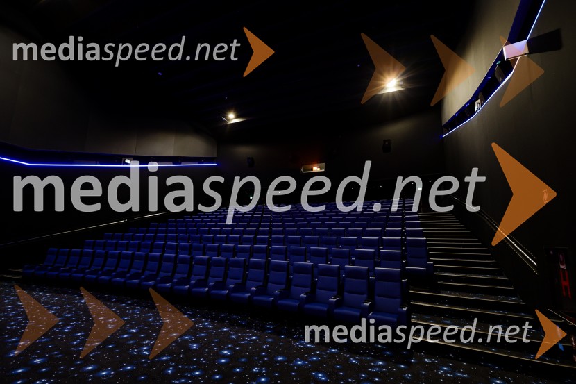 ODISEJA odpira svoja vrata