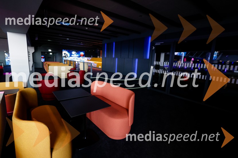 ODISEJA odpira svoja vrata