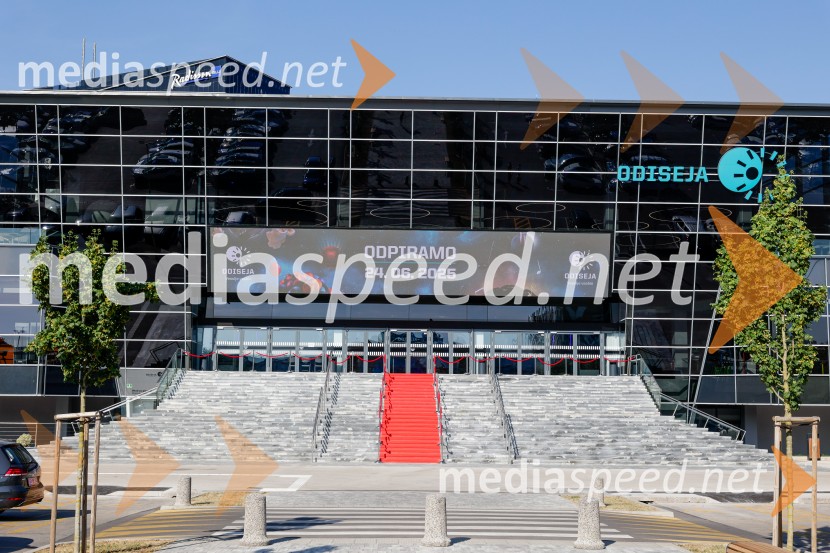 ODISEJA odpira svoja vrata