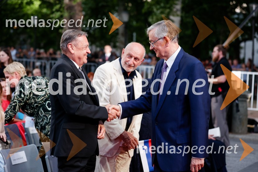  Zoran Janković, župan, Mestna občina Ljubljana;  ... ;  Danilo Türk, nekdanji predsednik Republike SlovenijeOsrednja slovesnost ob 34. dnevu državnosti na Kongresnem trgu