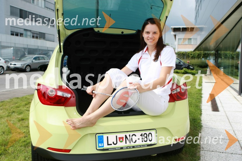 Maja Tvrdy, igralka badmintonaMaja Tvrdy, olimpijska predstavnica v badmintonu prejela ključe novega avtomobila Seat Ibiza