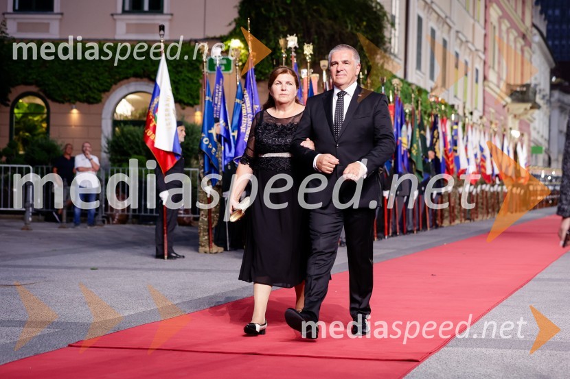  ... ;  Marko Lotrič, predsednik, Državni svetOsrednja slovesnost ob 34. dnevu državnosti na Kongresnem trgu