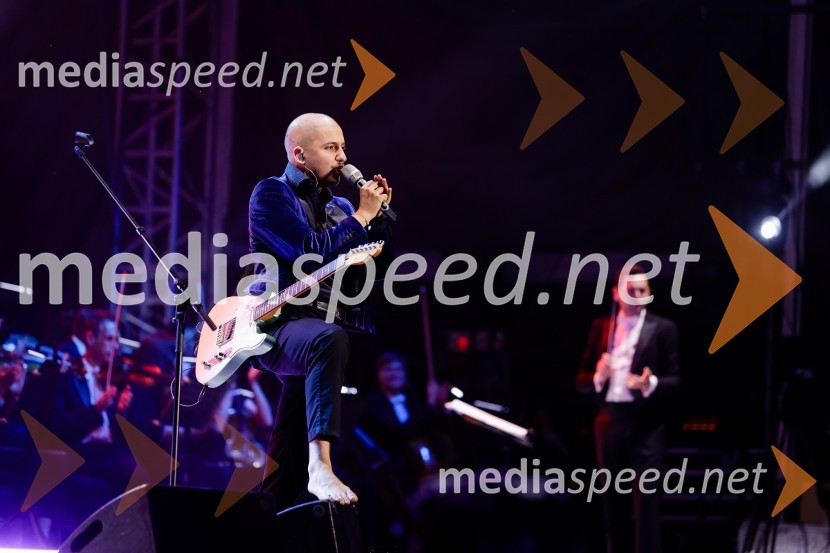  Boris Kokalj, pevec, skupina KokosyOsrednja slovesnost ob 34. dnevu državnosti na Kongresnem trgu