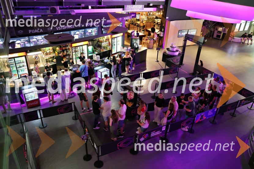 F1 z Bradom Pittom premierno v Mariboxu