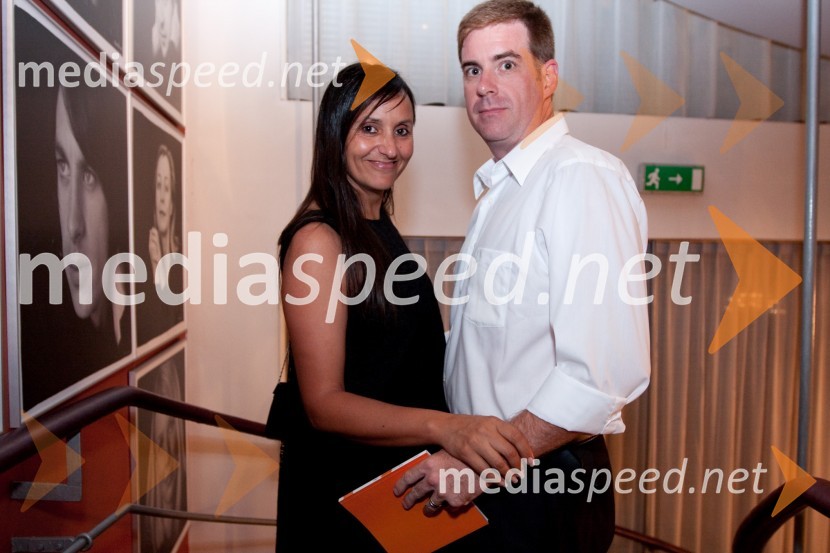 Benka Pulko, svetovna popotnica in soprogCenci, premiera v Mestnem gledališu ljubljanskem (MGL)