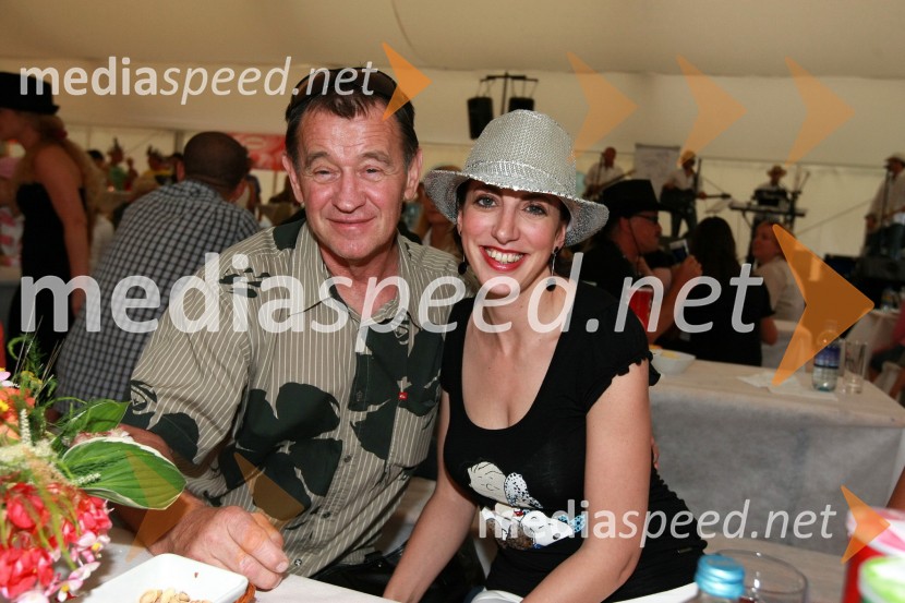 Poslovil se je prvi urednik Slovenskih novic Tine Guzej