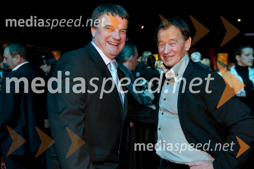  Danijel Levičar, državni sekretar za nacionalni jedrski program, Kabinet predsednika Vlade Republike Slovenije;  ... ;  ... Poslovil se je prvi urednik Slovenskih novic Tine Guzej