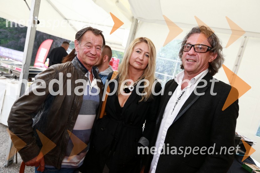 Poslovil se je prvi urednik Slovenskih novic Tine Guzej