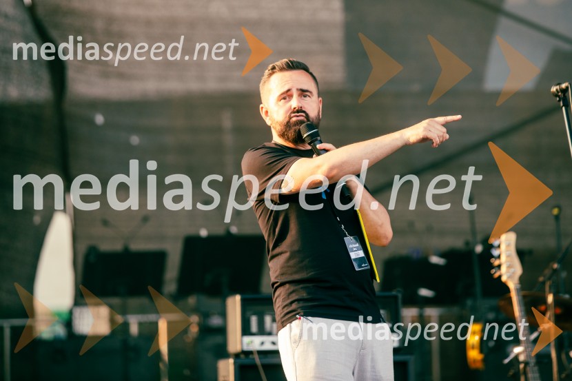  Janko Simon Klanfer, urednik, Radio FantasyVeliki koncert Magnifica ob 15-letnici Citybanda