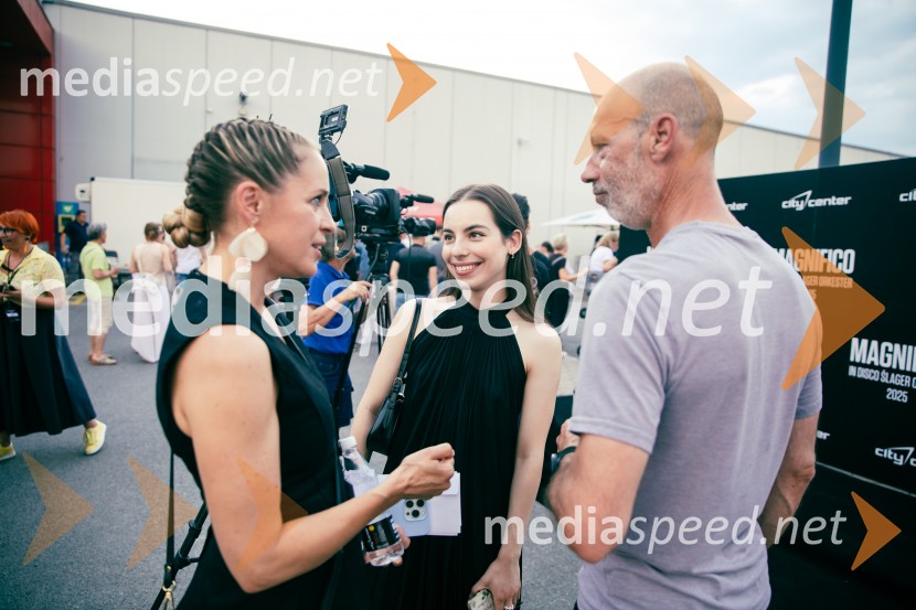  ... ;   Anastasija Jović , novinarka, POP TVVeliki koncert Magnifica ob 15-letnici Citybanda