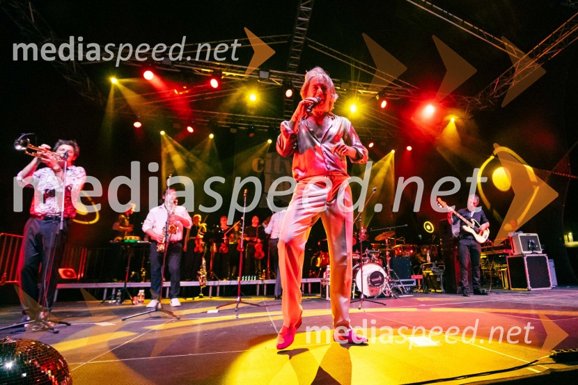  Luka Ipavec, glasbenik, skupina Manouche;  Matej  Kužel, saksofonist, Momento Cigano;  Robert Pešut - Magnifico, glasbenik;  Jan Gregorka, glasbenik, skupina MagnificoVeliki koncert Magnifica ob 15-letnici Citybanda