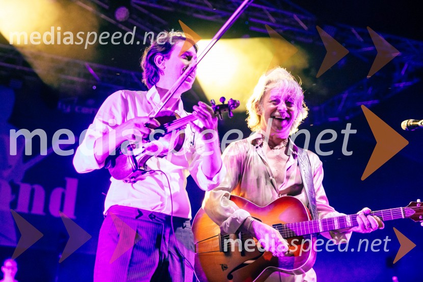  Matija Krečič, violinist in skadatelj, Momento Cigano;  Robert Pešut - Magnifico, glasbenikVeliki koncert Magnifica ob 15-letnici Citybanda