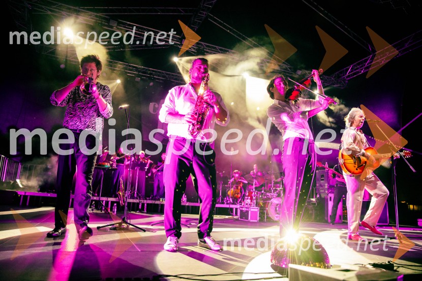  Luka Ipavec, glasbenik, skupina Manouche;  Matej  Kužel, saksofonist, Momento Cigano;  Matija Krečič, violinist in skadatelj, Momento Cigano;  Robert Pešut - Magnifico, glasbenikVeliki koncert Magnifica ob 15-letnici Citybanda