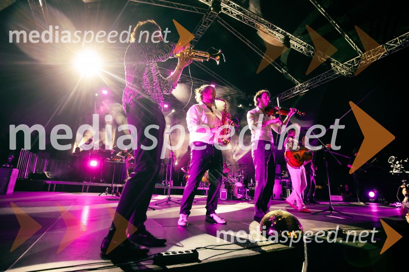  Luka Ipavec, glasbenik, skupina Manouche;  Matej  Kužel, saksofonist, Momento Cigano;  Matija Krečič, violinist in skadatelj, Momento Cigano;  Robert Pešut - Magnifico, glasbenikVeliki koncert Magnifica ob 15-letnici Citybanda