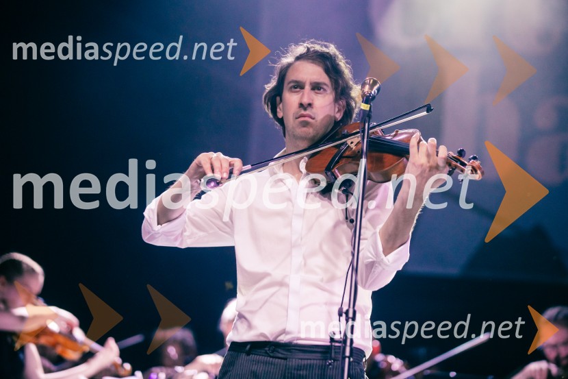  Matija Krečič, violinist in skadatelj, Momento CiganoVeliki koncert Magnifica ob 15-letnici Citybanda