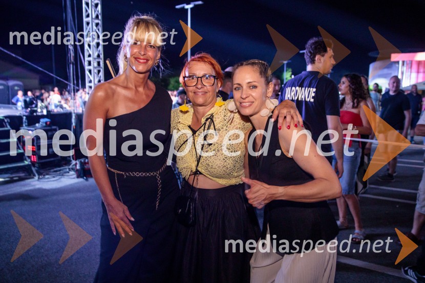  Darja Lesjak, center manager, Citycenter Celje;  Nena Horvat, vodja marketinga Citycenter Celje;  ... Veliki koncert Magnifica ob 15-letnici Citybanda