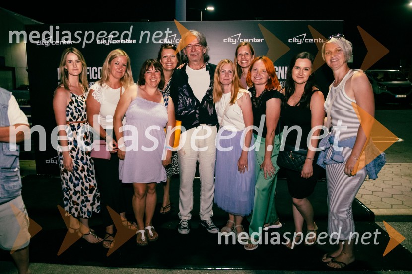  ... ;  ... ;  ... ;  ... ;  Robert Pešut - Magnifico, glasbenik;  ... ;  ... ;  Naja  Skuhala Žaja;  ... Veliki koncert Magnifica ob 15-letnici Citybanda