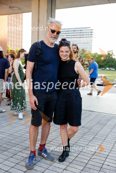  ... ;  Diana  Kolenc, igralka1977, premiera v amfiteatru SNG Nova Gorica