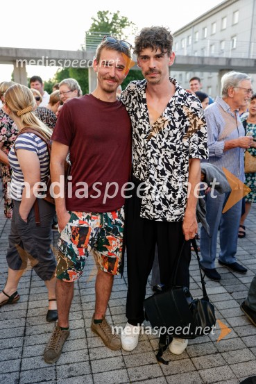  ... ;  Nejc Cijan Garlatti, igralec1977, premiera v amfiteatru SNG Nova Gorica