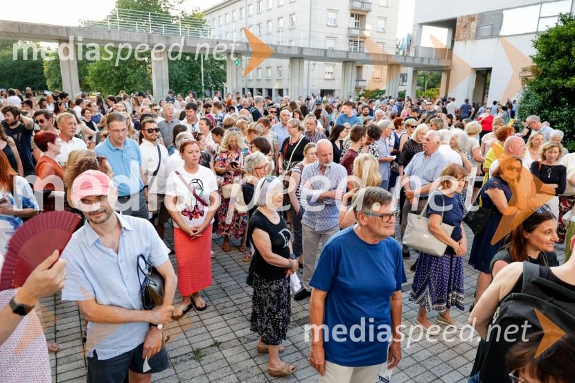 1977, premiera v amfiteatru SNG Nova Gorica
