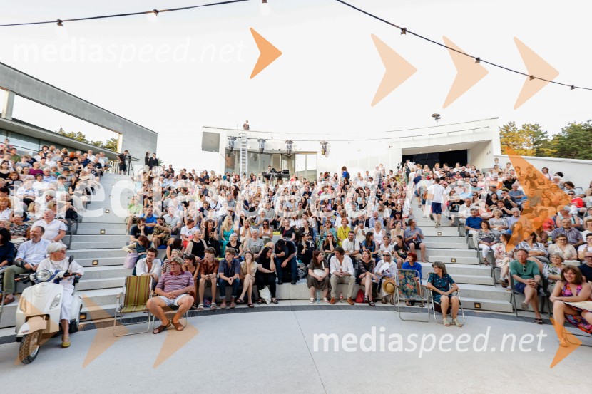 1977, premiera v amfiteatru SNG Nova Gorica