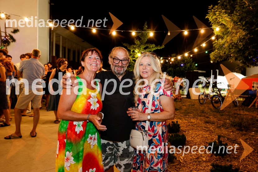 1977, premiera v amfiteatru SNG Nova Gorica