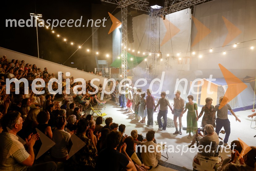 1977, premiera v amfiteatru SNG Nova Gorica