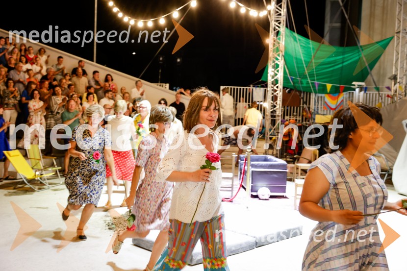 1977, premiera v amfiteatru SNG Nova Gorica