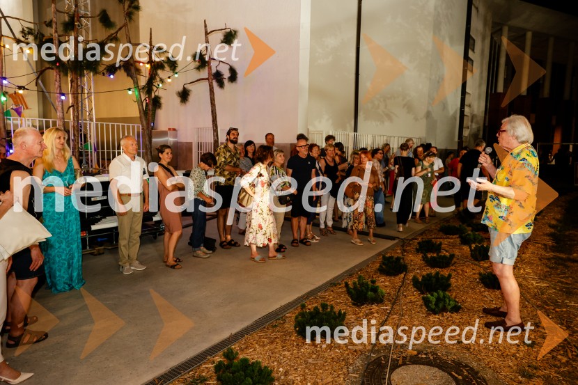 1977, premiera v amfiteatru SNG Nova Gorica