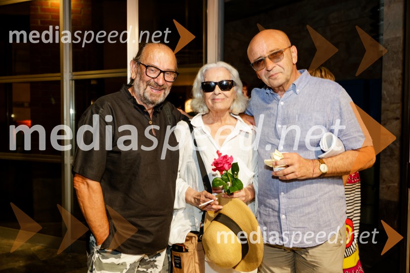  ... ;  Bjanka Adžić Ursulov, kostumografinja;  ... 1977, premiera v amfiteatru SNG Nova Gorica