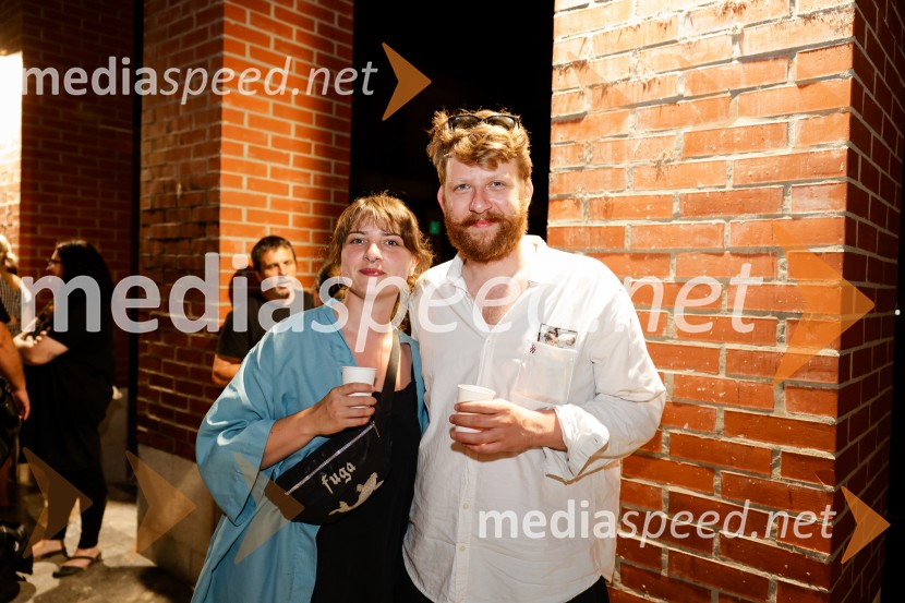 1977, premiera v amfiteatru SNG Nova Gorica