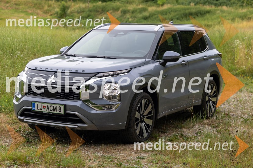 MITSUBISHI Outlander PHEV Instyle