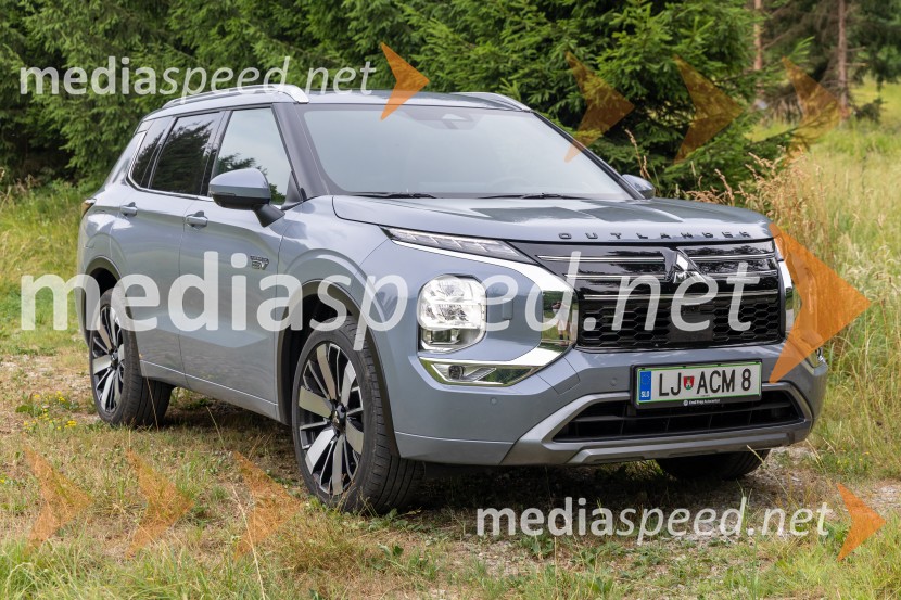 MITSUBISHI Outlander PHEV Instyle