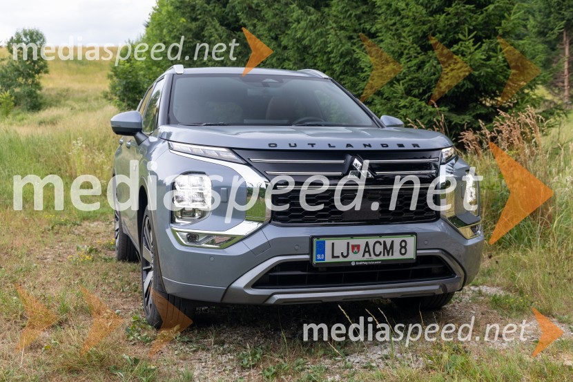 MITSUBISHI Outlander PHEV Instyle