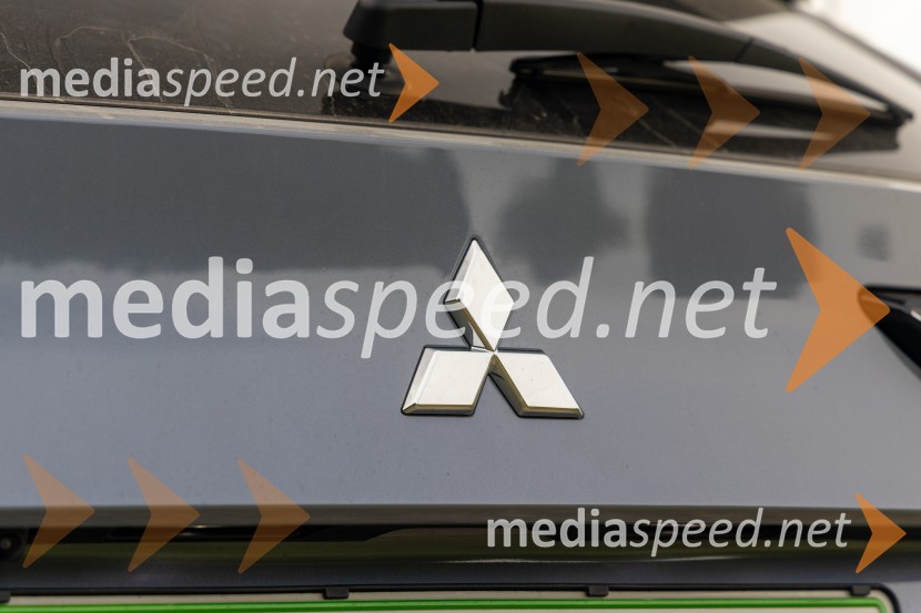 MITSUBISHI Outlander PHEV Instyle