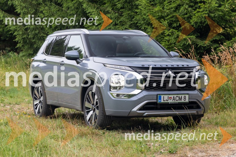 MITSUBISHI Outlander PHEV Instyle