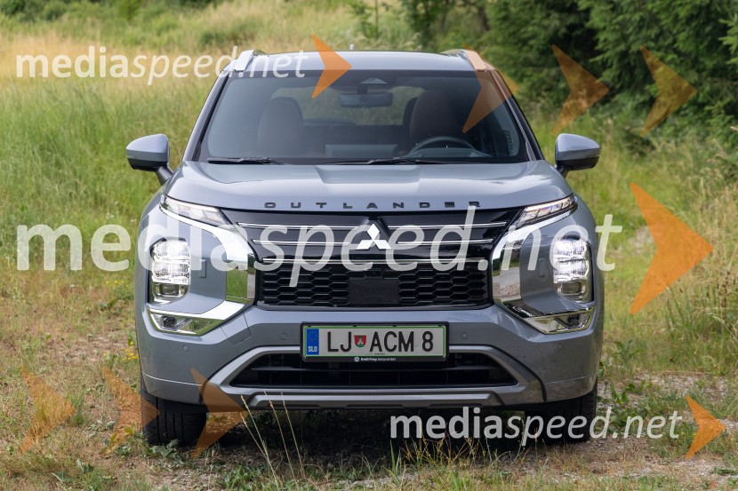 MITSUBISHI Outlander PHEV Instyle