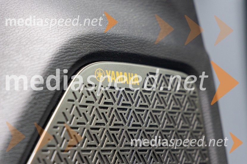 MITSUBISHI Outlander PHEV Instyle