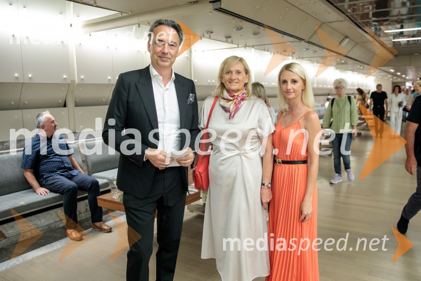  Tomislav Čizmić, predsednik poslovodstva družbe, Telemach Slovenija d.o.o.;  ... ;  ... La Fura dels Baus, Joseph Haydn: Stvarjenje na 73. Ljubljana Festivalu