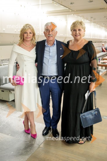  Darja Kuhar Kotnik, soustanoviteljica in podpredsednica Društva za zdravje naroda;  Rajko Kotnik, bivši poslovni direktor Cankarjevega doma, dosedanji predsednik Lions kluba Ljubljana Rožnik;  ... La Fura dels Baus, Joseph Haydn: Stvarjenje na 73. Ljubljana Festivalu